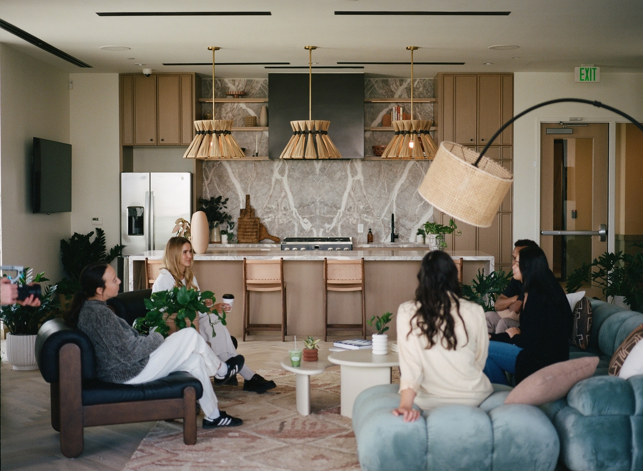 Moontower Club Room 1