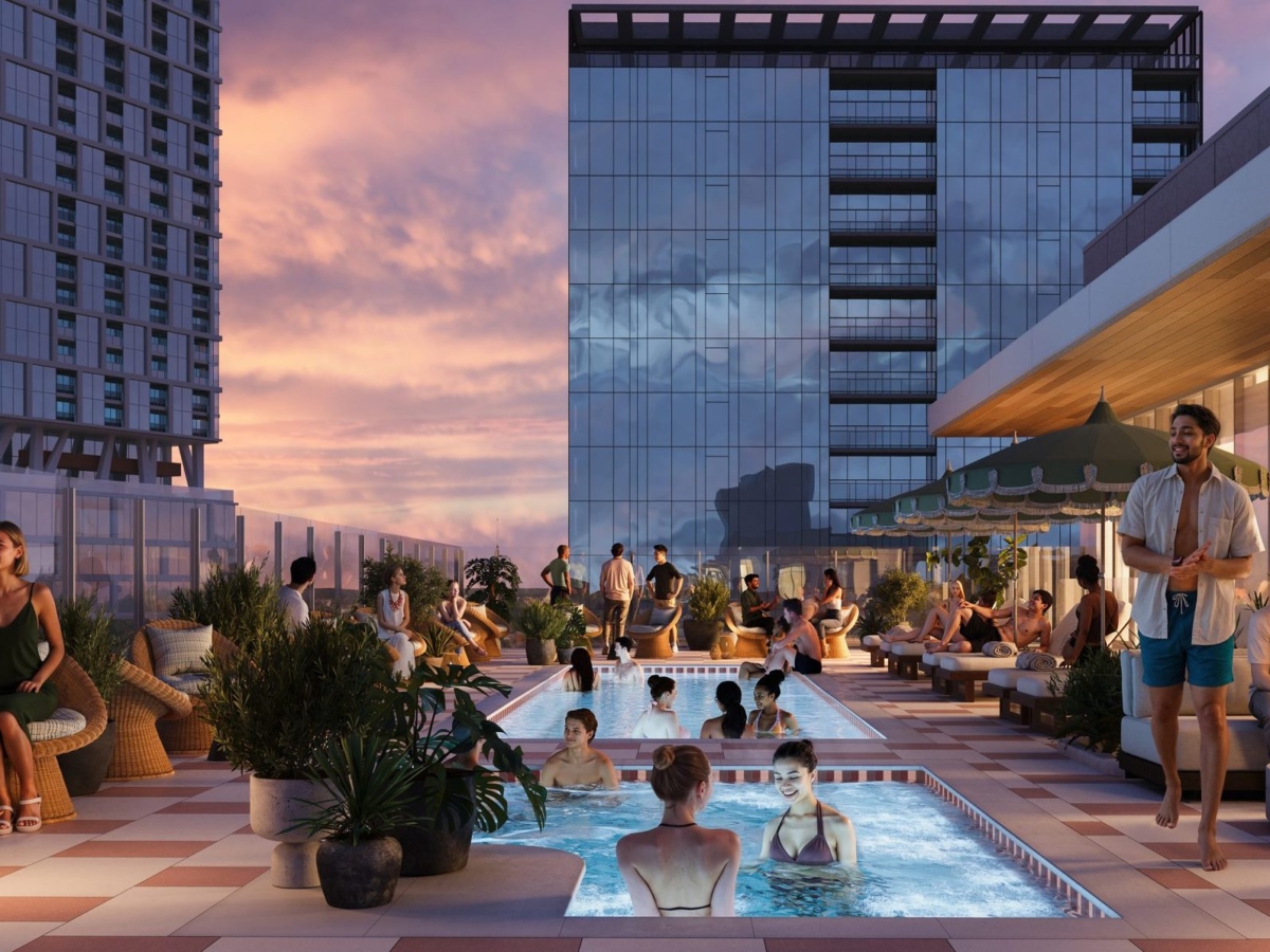 01_s5_LV-Collective-80-Rainey-Street-Austin_L48_Pool-scaled-e1759155917561