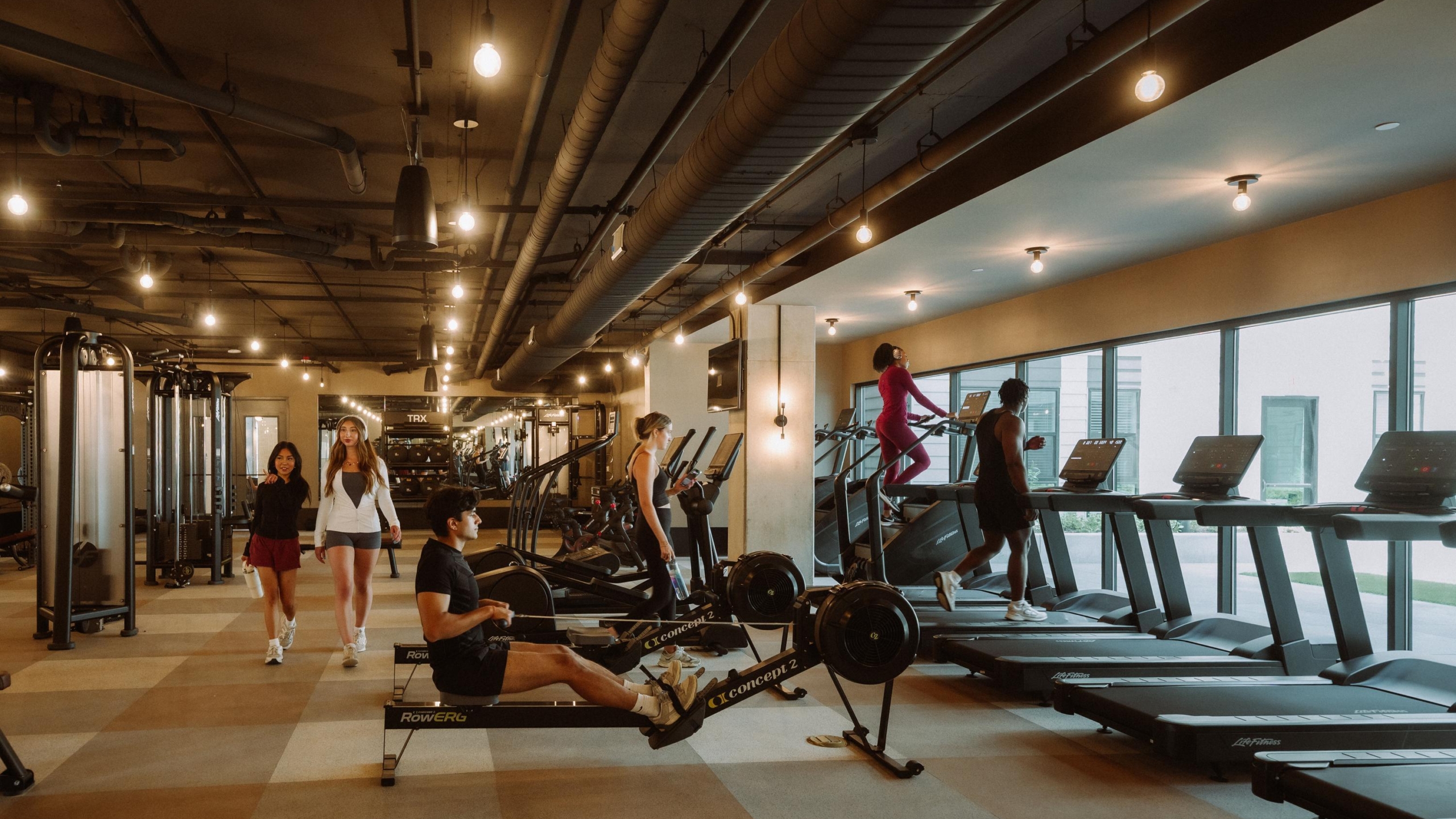 Rambler Columbus’ comprehensive fitness center is equipped with free weights, machines and a squat rack.