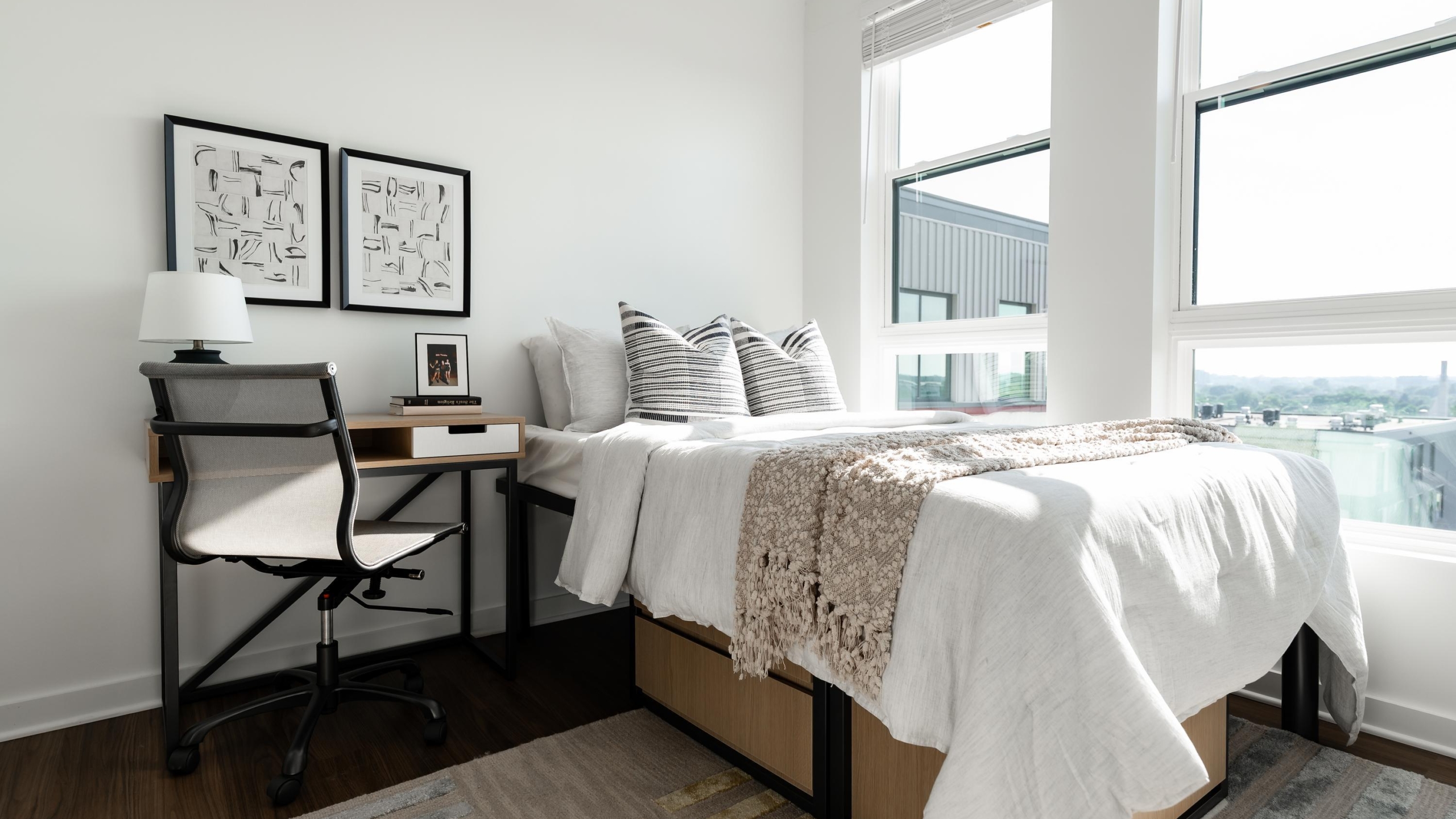 Representative bedroom at Rambler Columbus.