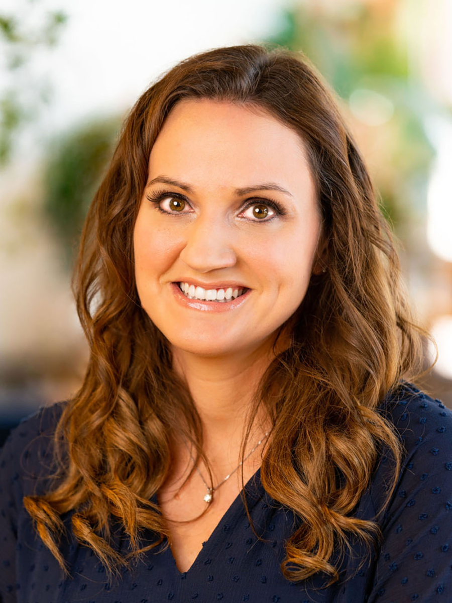 LVHeadshot-JoEllenEggert-web