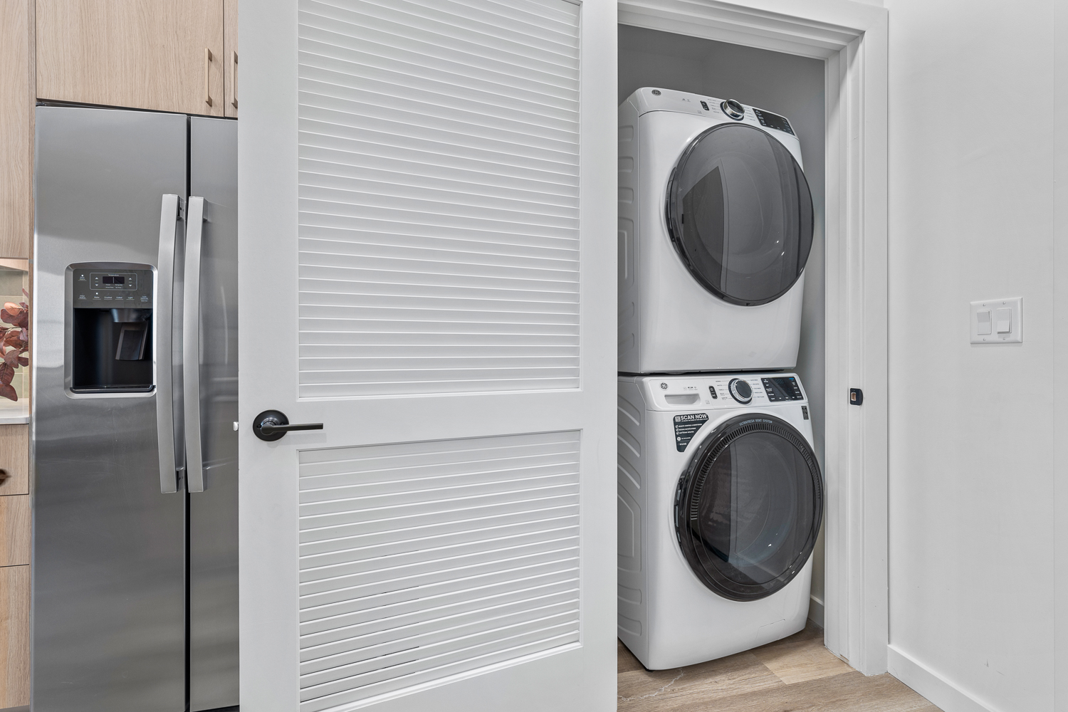 Moontower Washer/Dryer Unit