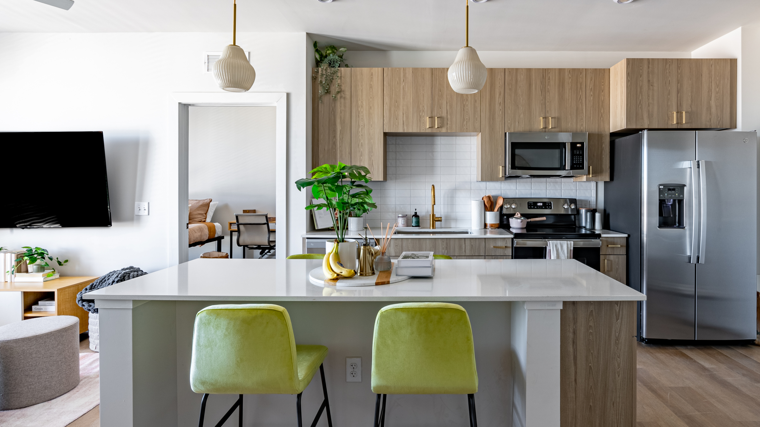 model unit kitchen and sweetwater