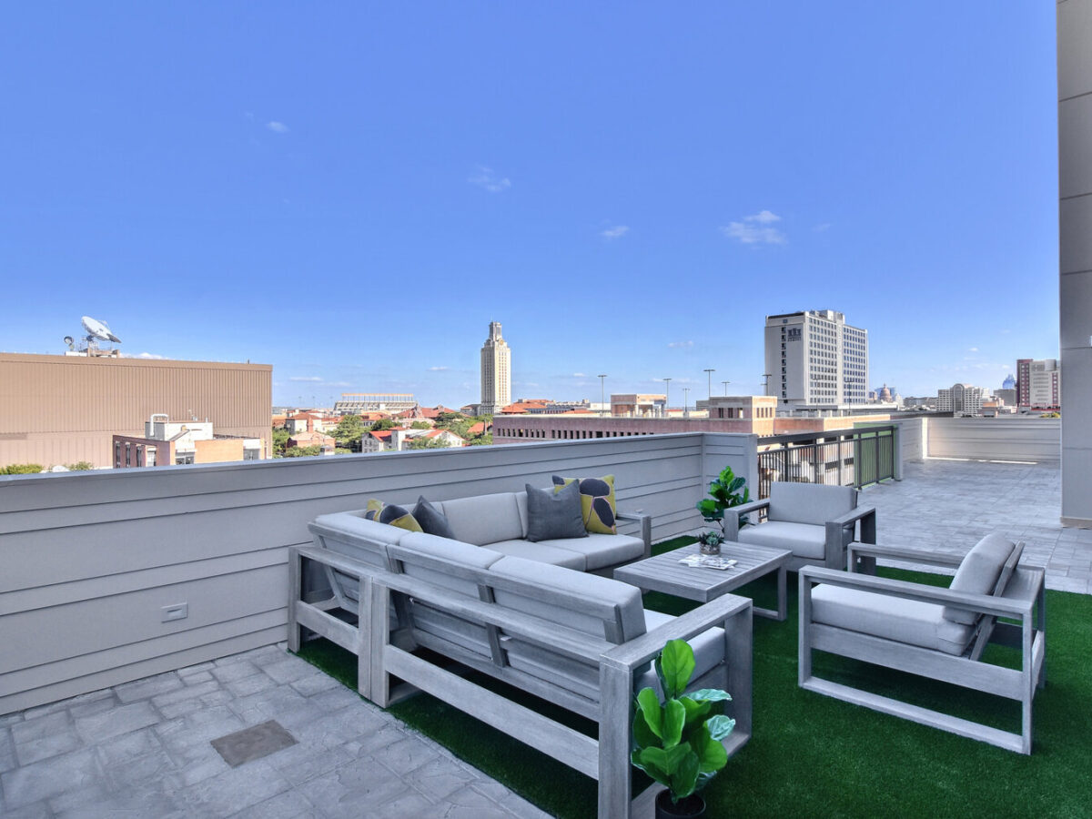 Ruckus outdoor lounge