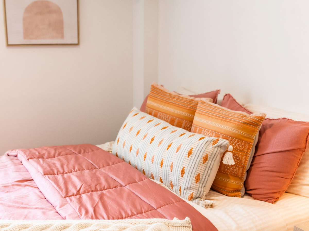 Rambler ATX Model Unit Stone Fruit color bedding