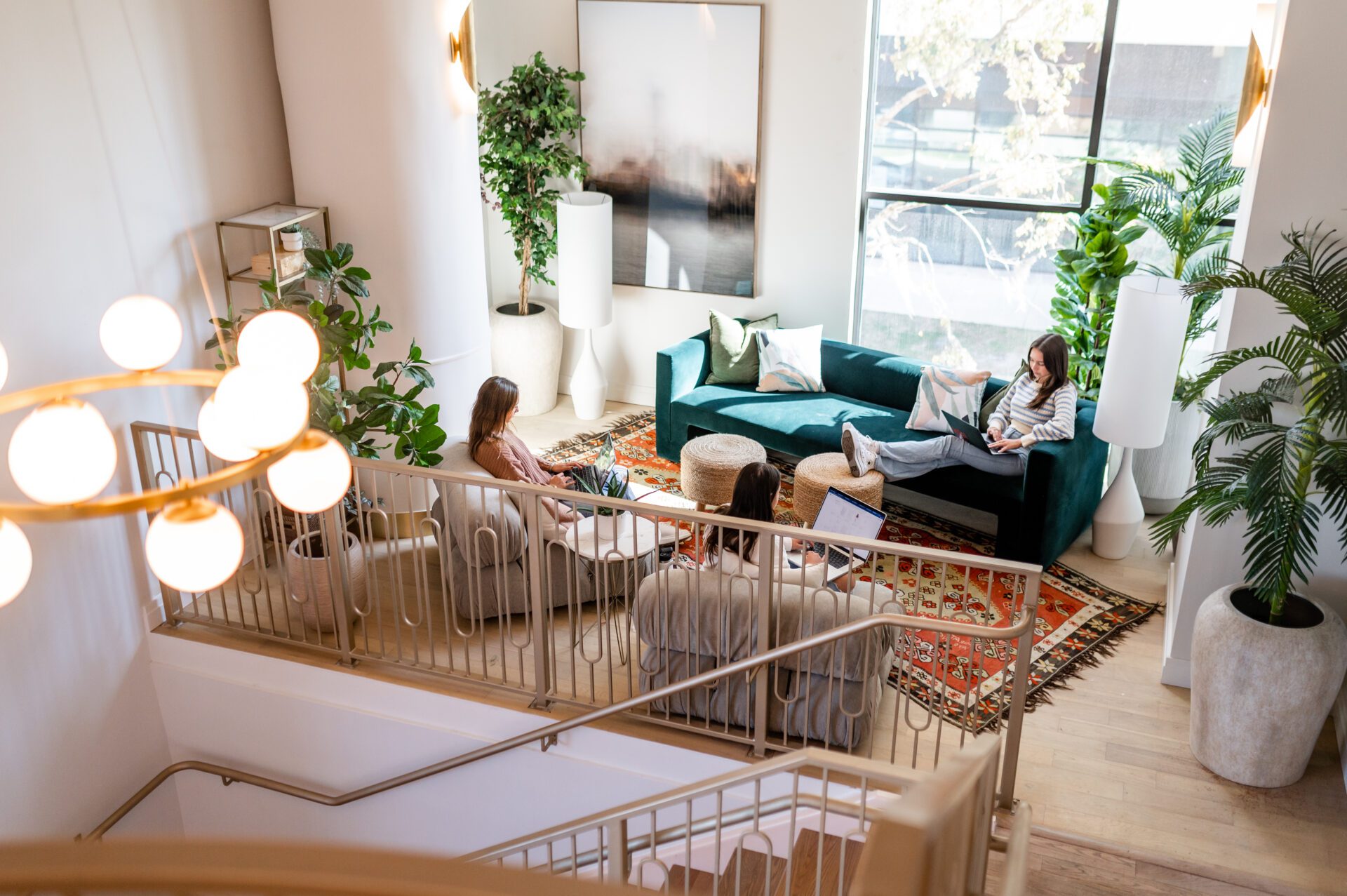 Sweetwater Seating Area Nook