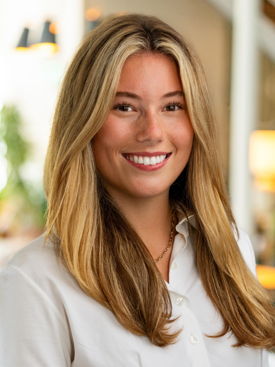 Esmee Campbell-Headshot