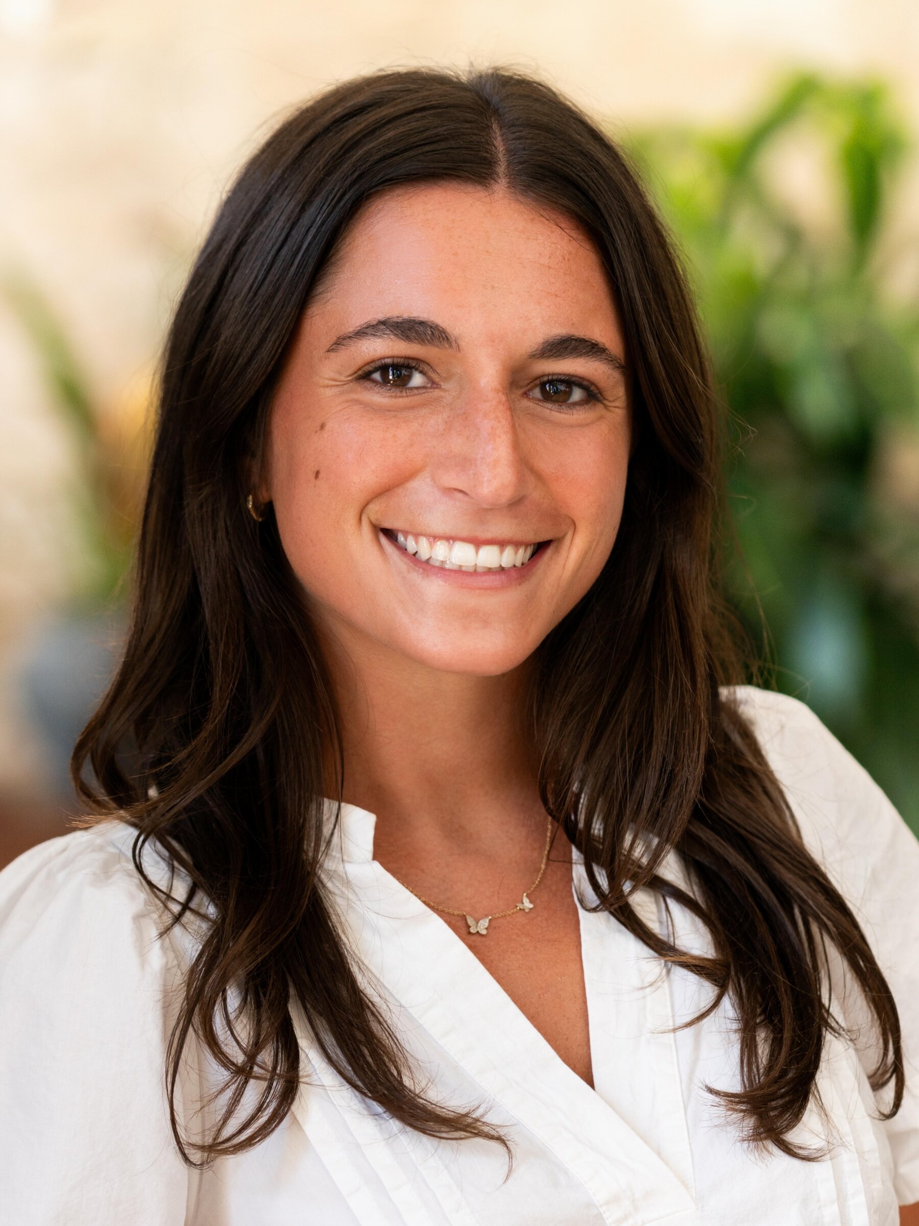 Tatum Lindy-Headshot