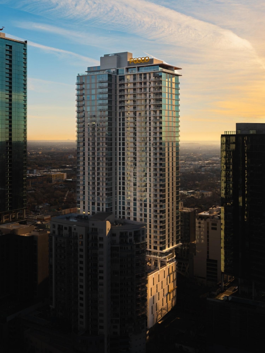 Paseo Exterior Building Photo