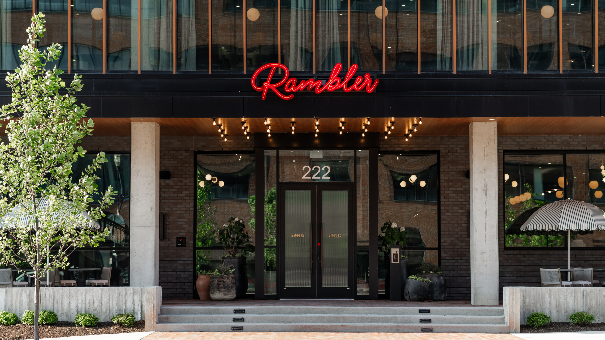 Rambler Columbus Exterior