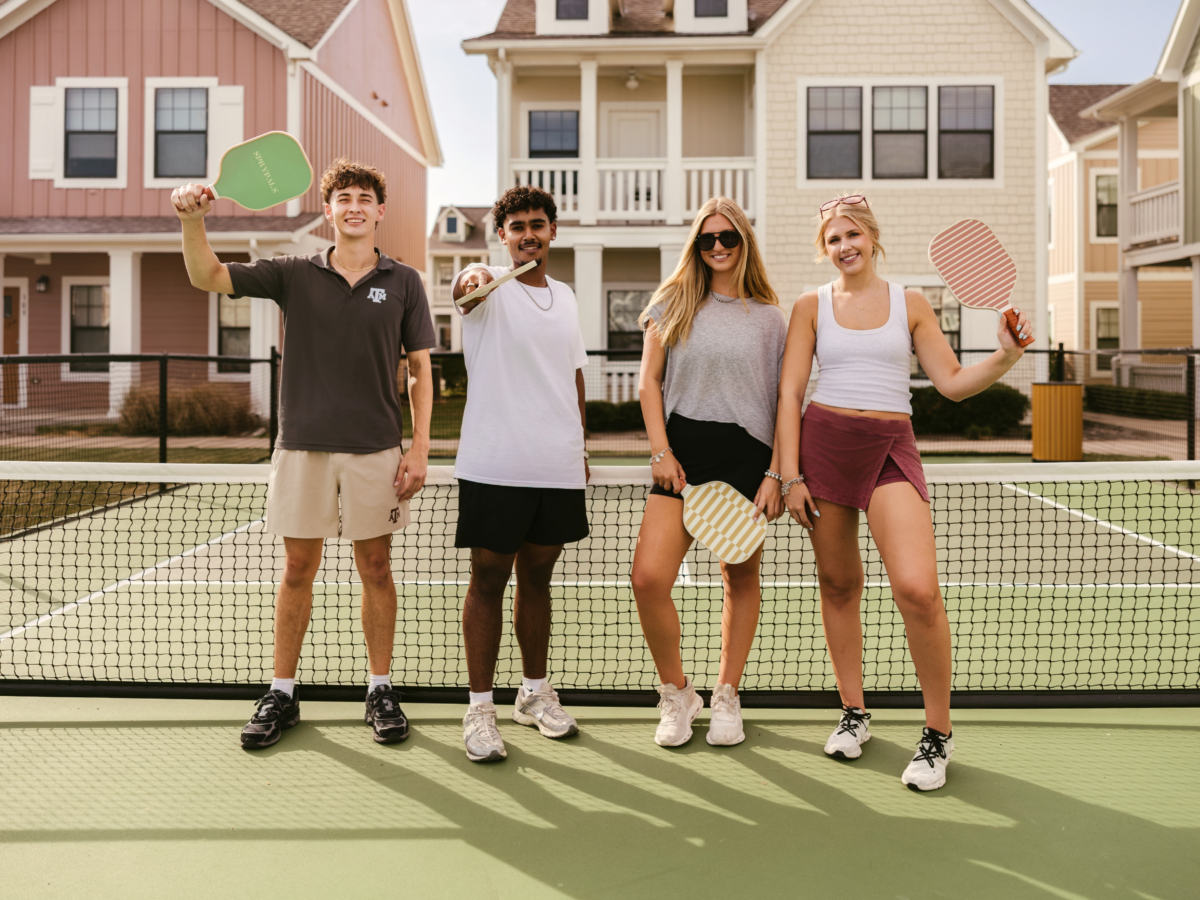 The Heights pickleball courts